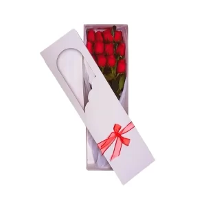caja de 12 rosas rojas