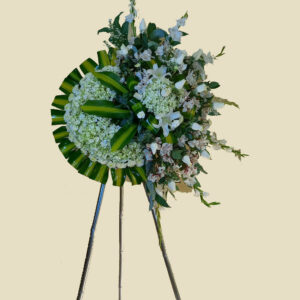 corona-blanca-con-rosa