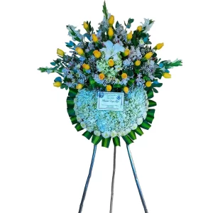 corona de flores amarilla